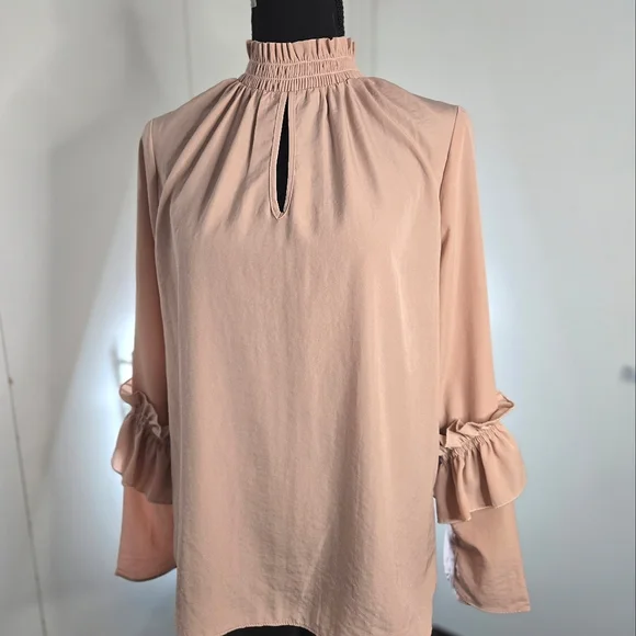 Vintage inspired styled Dusty Rose Blouse - Picture 2 of 16